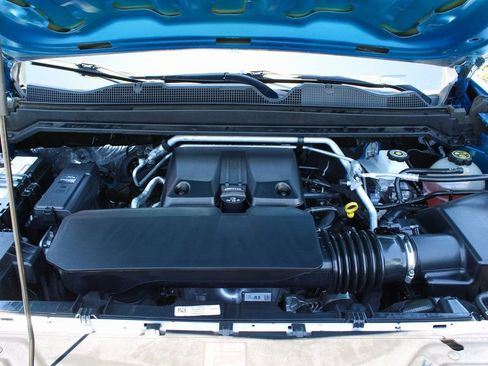 Used 2023 Chevrolet Colorado Trail Boss w/ LPO, Dark Essentials Package image 12