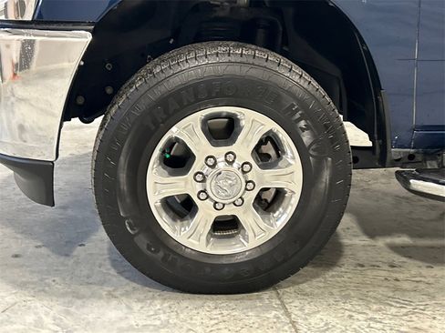 Used 2024 RAM 2500 Big Horn w/ Bed Utility Group image 11