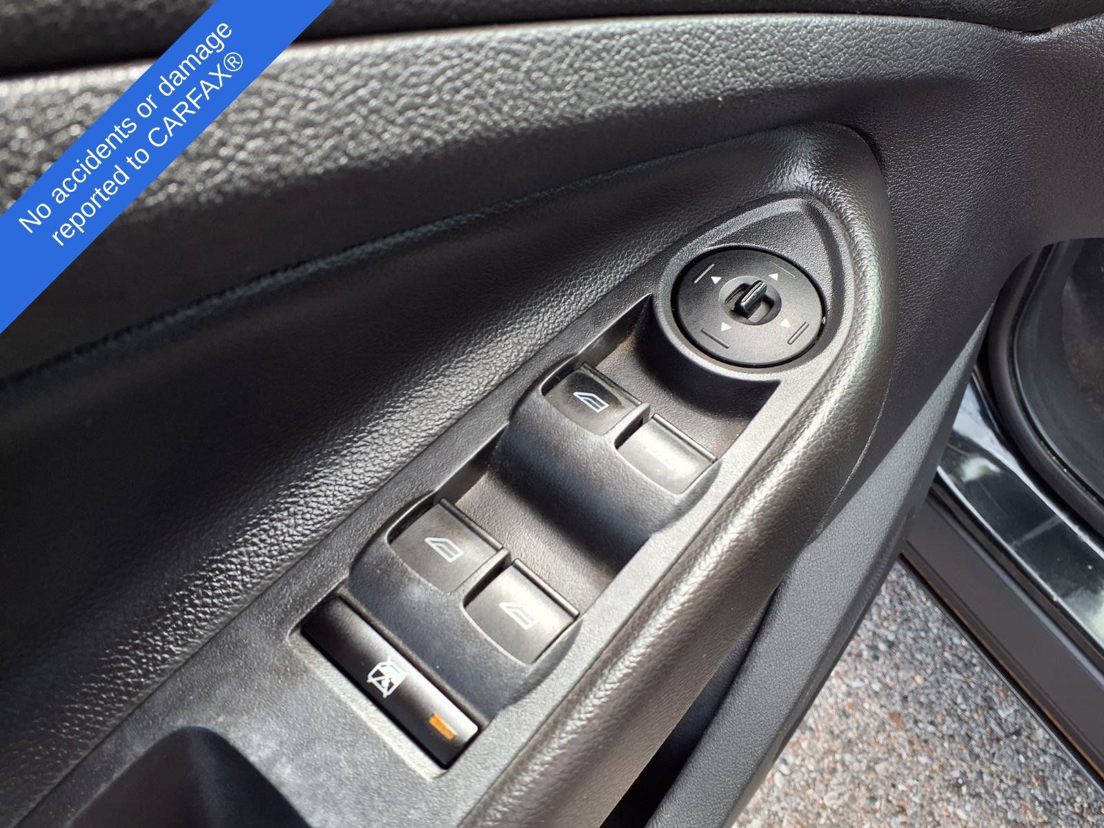 Used 2013 Ford Escape SE FWD image 16