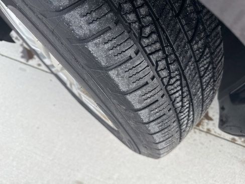 Used 2015 Cadillac SRX Luxury w/ Driver Awareness Package image 3