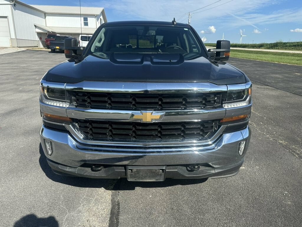Used 2017 Chevrolet Silverado 1500 LT w/ All Star Edition AWD/4WD image 8