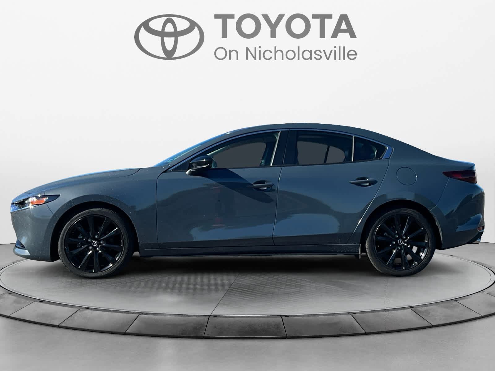 Used 2024 MAZDA MAZDA3 s AWD/4WD image 2