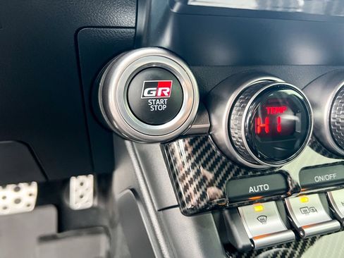 Certified 2023 Toyota GR86 Premium w/ ALL Weather Mat Package (TMS) image 24