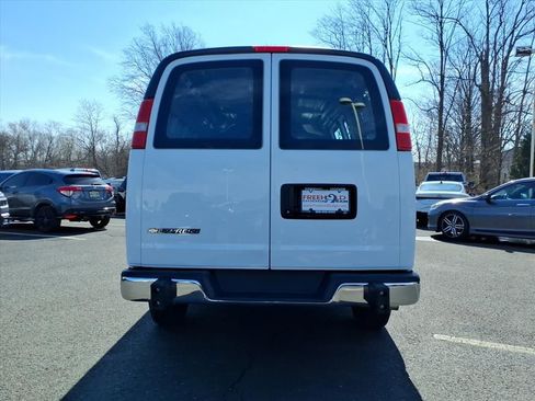 Used 2024 Chevrolet Express 2500 w/ Driver Convenience Package image 15