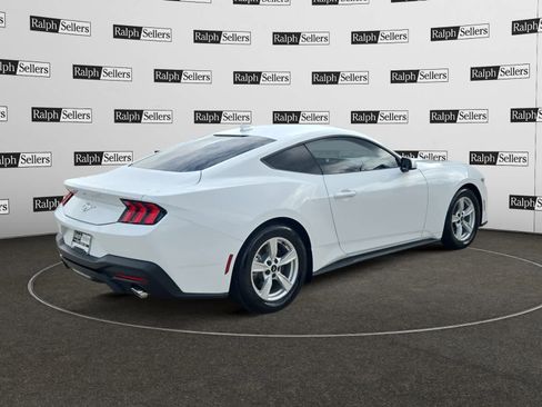 Used 2024 Ford Mustang Coupe RWD image 6