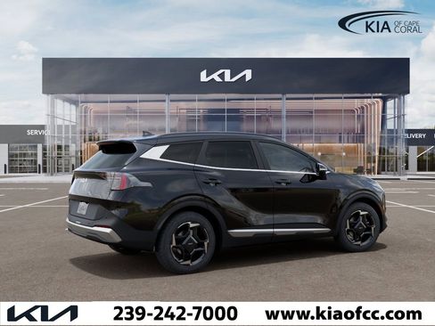 New 2026 Kia Sportage EX FWD image 6