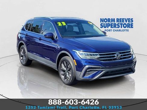 Certified 2023 Volkswagen Tiguan SE FWD image 1