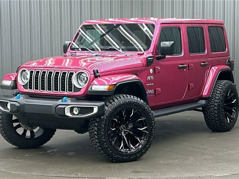 Used 2024 Jeep Wrangler Unlimited Sahara w/ Safety Group image 1