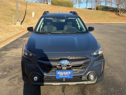 Used 2024 Subaru Outback Premium image 2