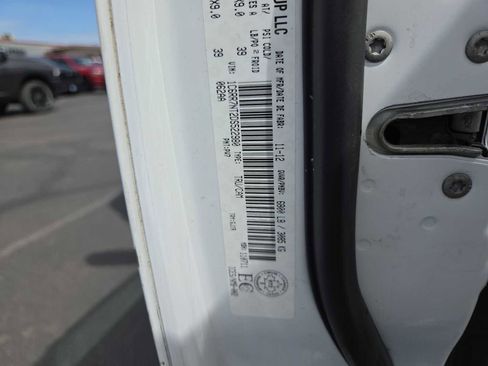 Used 2013 RAM 1500 Laramie w/ Convenience Group AWD/4WD image 29