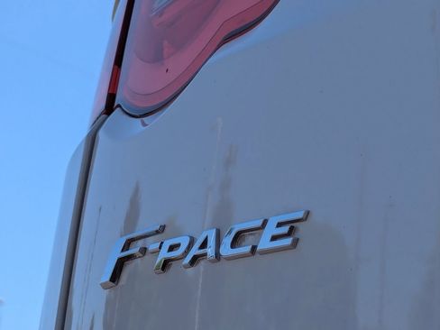 Used 2018 Jaguar F-PACE R-Sport AWD/4WD image 36