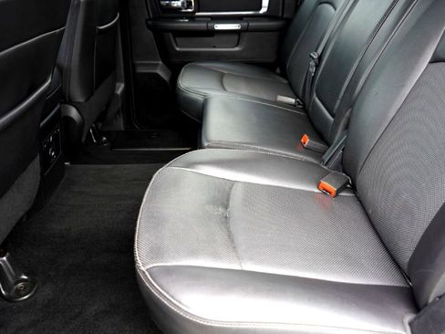 Used 2015 RAM 1500 Laramie w/ Convenience Group image 27