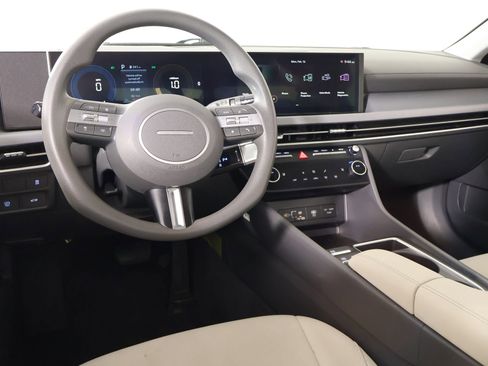 Used 2025 Hyundai Sonata SEL image 2