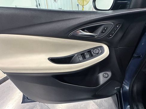 Used 2024 Buick Encore GX Avenir w/ Avenir Convenience Package AWD/4WD image 21