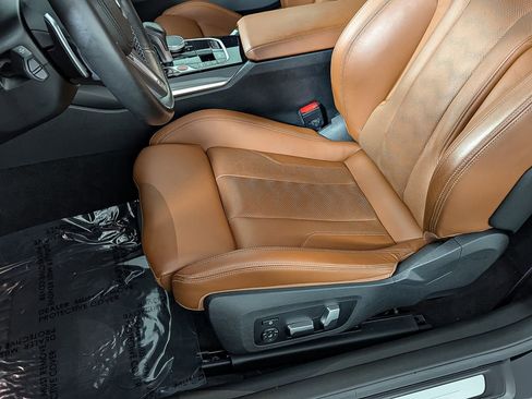 Used 2021 BMW M4 Competition w/ Executive Package image 19