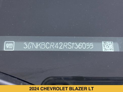Certified 2024 Chevrolet Blazer LT w/ Convenience Package FWD image 29
