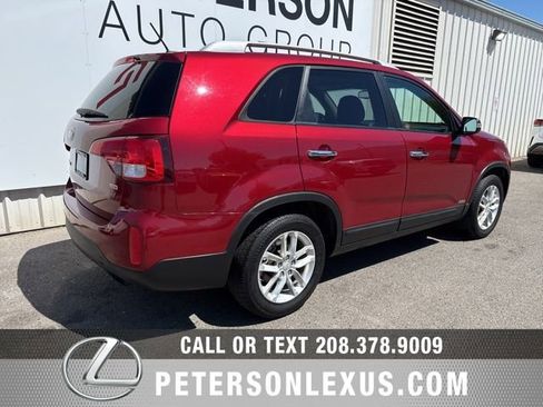Used 2015 Kia Sorento LX AWD/4WD image 4