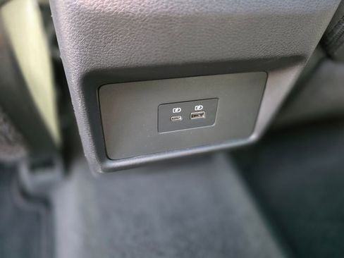 Used 2023 Nissan Rogue SL FWD image 19