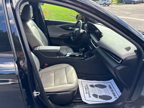 Used 2024 Buick Envista Avenir FWD image 21