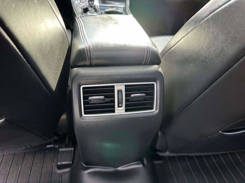 Used 2017 Nissan Maxima Platinum image 11