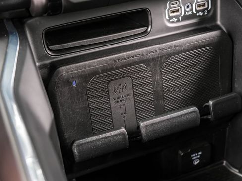 Used 2023 RAM 1500 Laramie AWD/4WD image 36