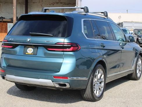 Used 2023 BMW X7 xDrive40i w/ Executive Package AWD/4WD image 5