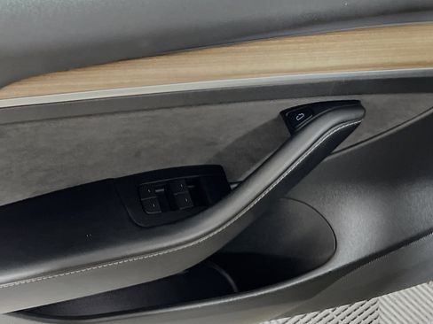 Used 2023 Tesla Model 3 Performance image 17