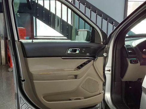 Used 2013 Ford Explorer FWD image 14