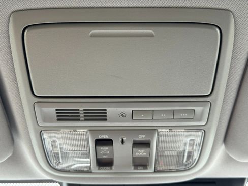 Used 2020 Honda CR-V EX-L image 30