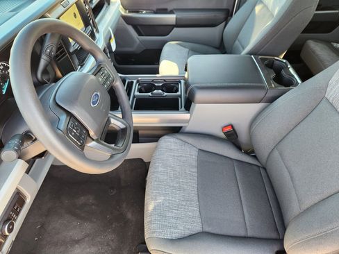 New 2026 Ford F250 XLT w/ FX4 Off-Road Package image 13