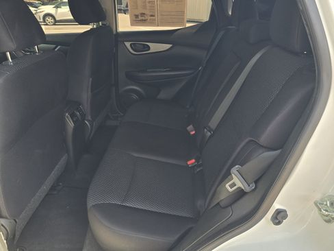 Certified 2020 Nissan Rogue Sport S FWD image 11