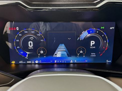 New 2026 Chevrolet Colorado ZR2 w/ Technology Package AWD/4WD image 14