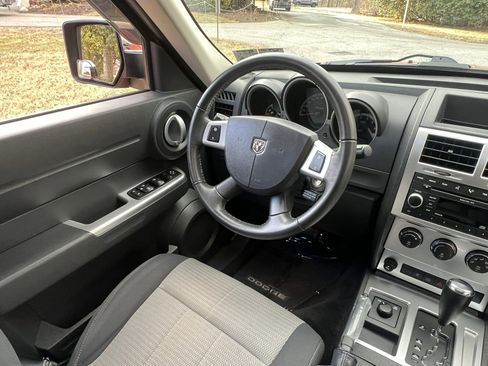 Used 2007 Dodge Nitro R/T image 13