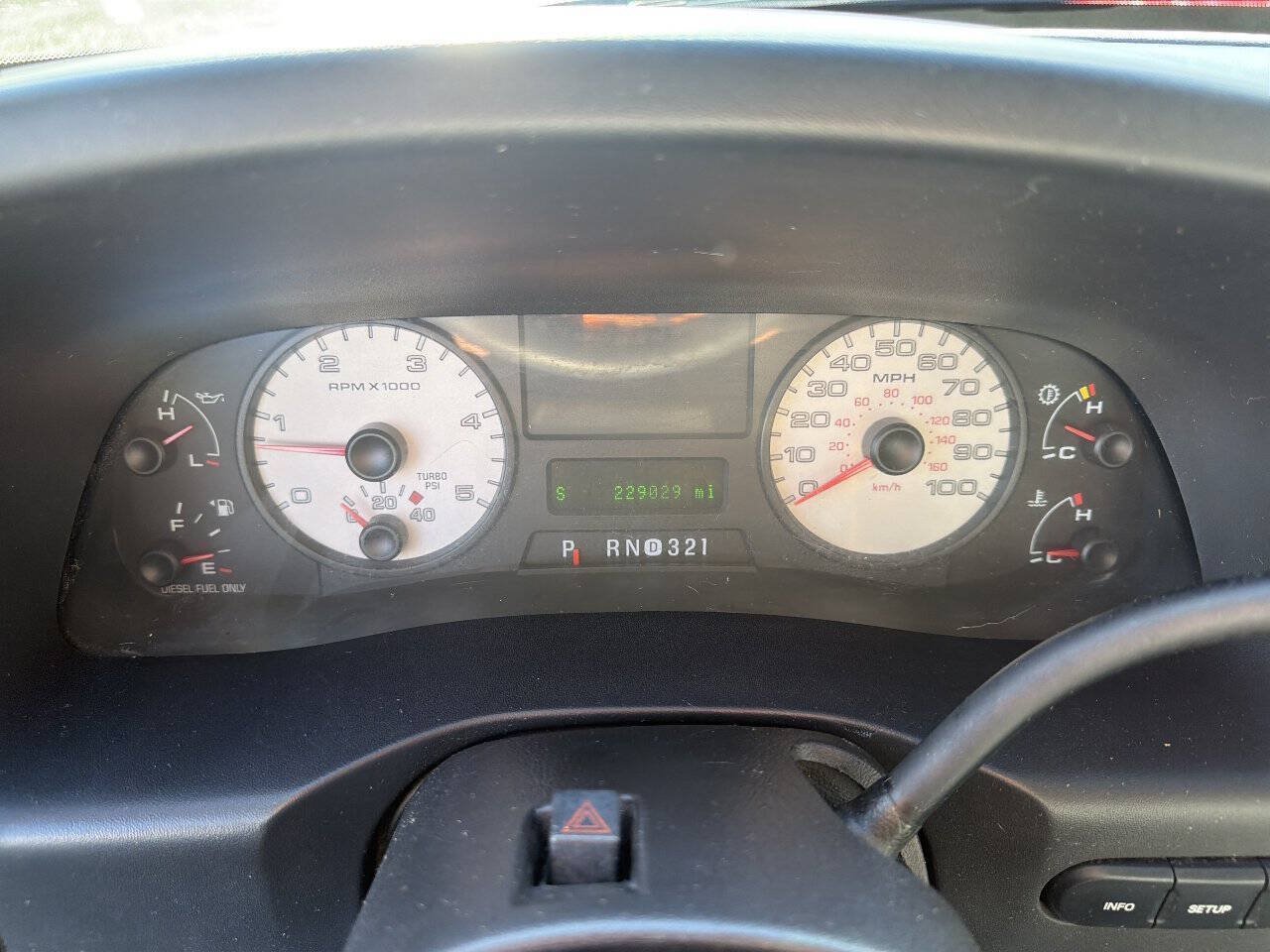 Used 2005 Ford F350 Lariat AWD/4WD image 27