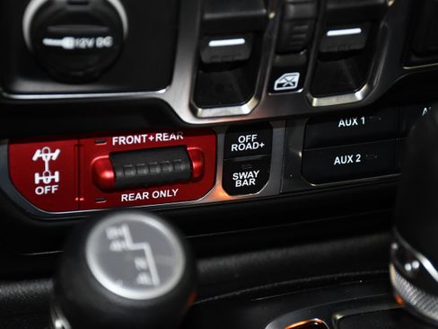Used 2026 Jeep Gladiator Rubicon AWD/4WD image 32