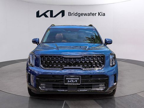 Used 2025 Kia Telluride SX X-Line AWD/4WD image 2