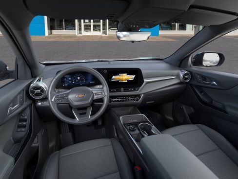 New 2026 Chevrolet Equinox LT w/ Convenience Package II FWD image 15