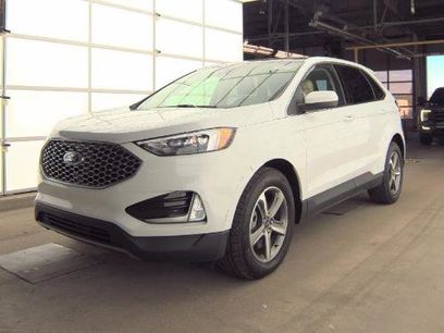 Used 2024 Ford Edge SEL w/ Convenience Package