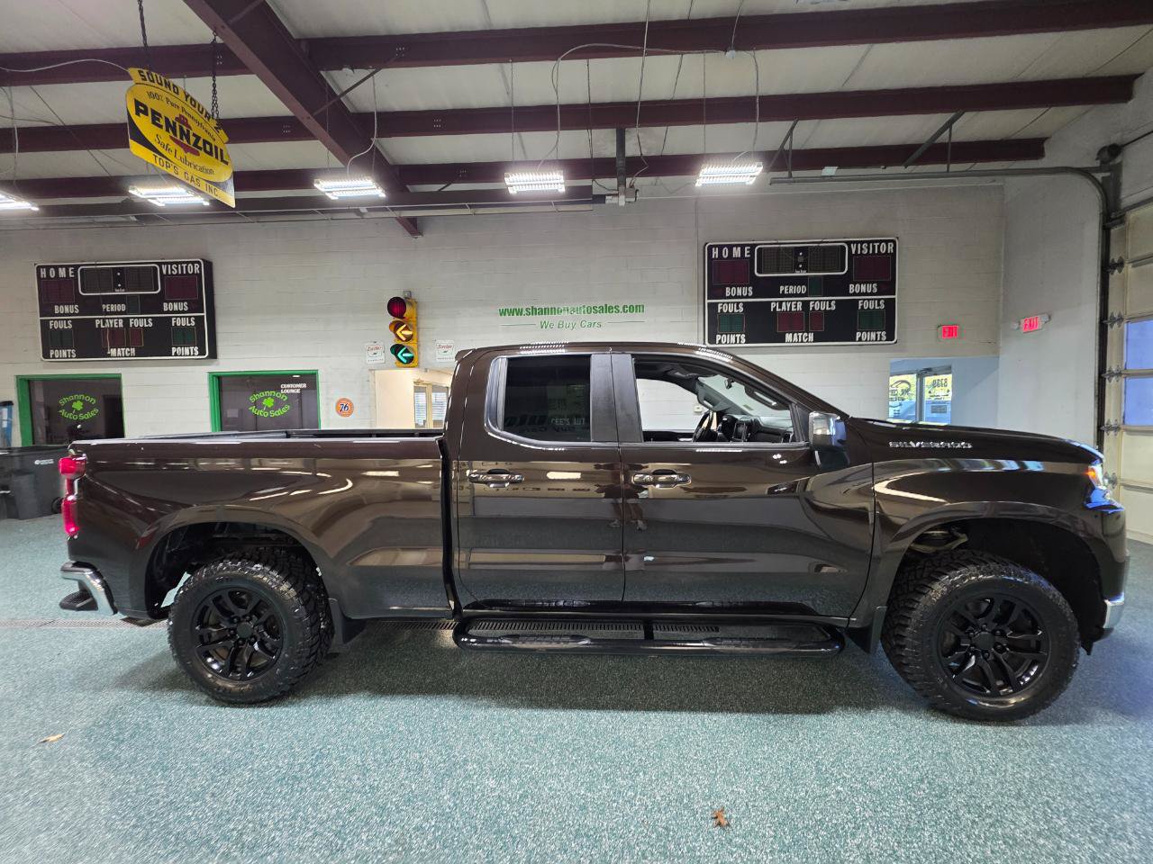Used 2019 Chevrolet Silverado 1500 LT w/ Trailering Package AWD/4WD image 5