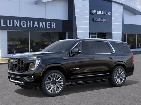 New 2026 GMC Yukon Denali Ultimate w/ LPO, Floor Liner Package AWD/4WD image 2