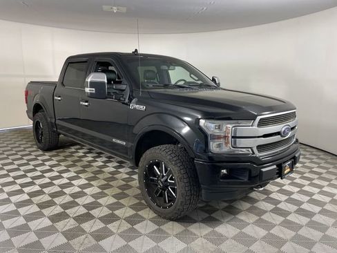 Used 2018 Ford F150 Platinum w/ Equipment Group 701A Luxury AWD/4WD image 16