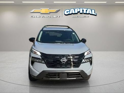Used 2026 Nissan Rogue Dark Armor FWD image 8