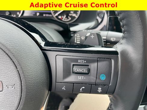 Used 2023 Nissan Pathfinder SV AWD/4WD image 25