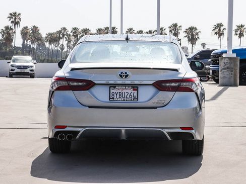Used 2021 Toyota Camry XSE w/ Navigation Upgrade Package FWD image 6