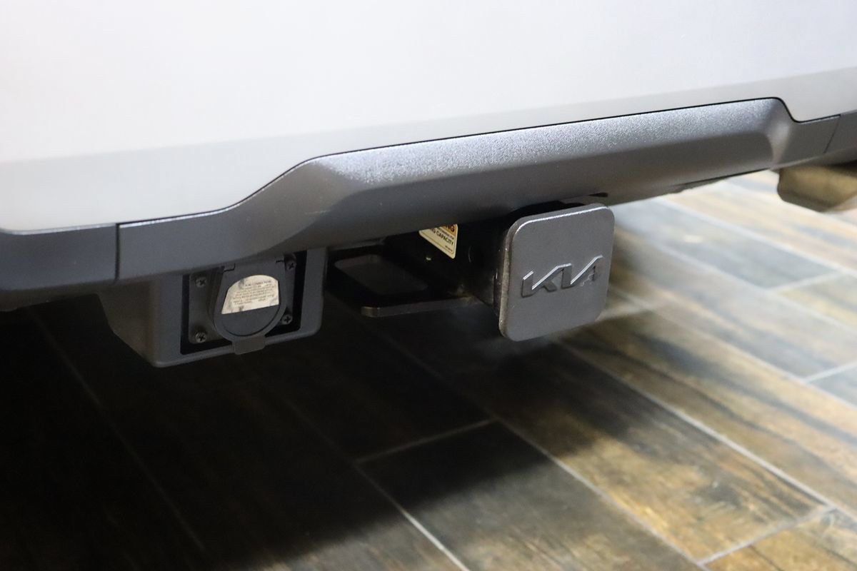 Used 2024 Kia Telluride EX w/ EX Captain's Chair Package FWD image 19