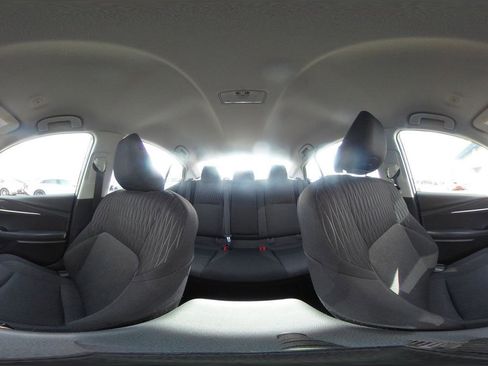 Used 2025 Toyota Camry LE image 41