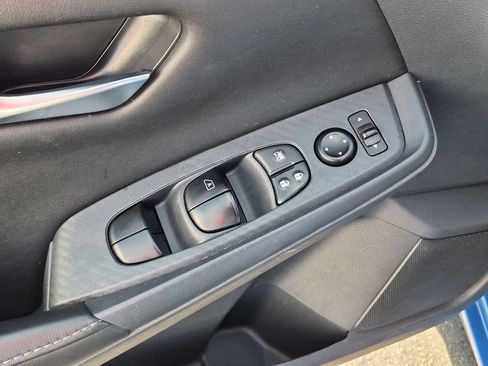 Used 2024 Nissan Sentra SV FWD image 13