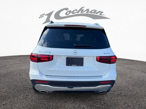 New 2026 Mercedes-Benz GLB 250 4MATIC image 6