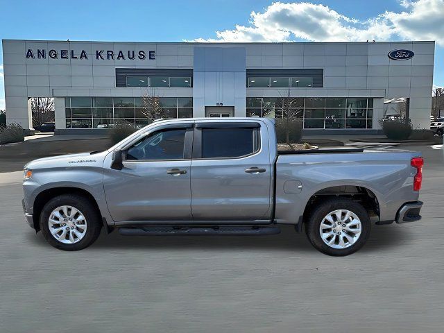 Used 2020 Chevrolet Silverado 1500 Custom w/ Custom Value Package RWD image 4