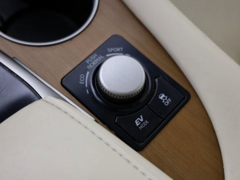 Used 2019 Lexus RX 450h AWD image 24